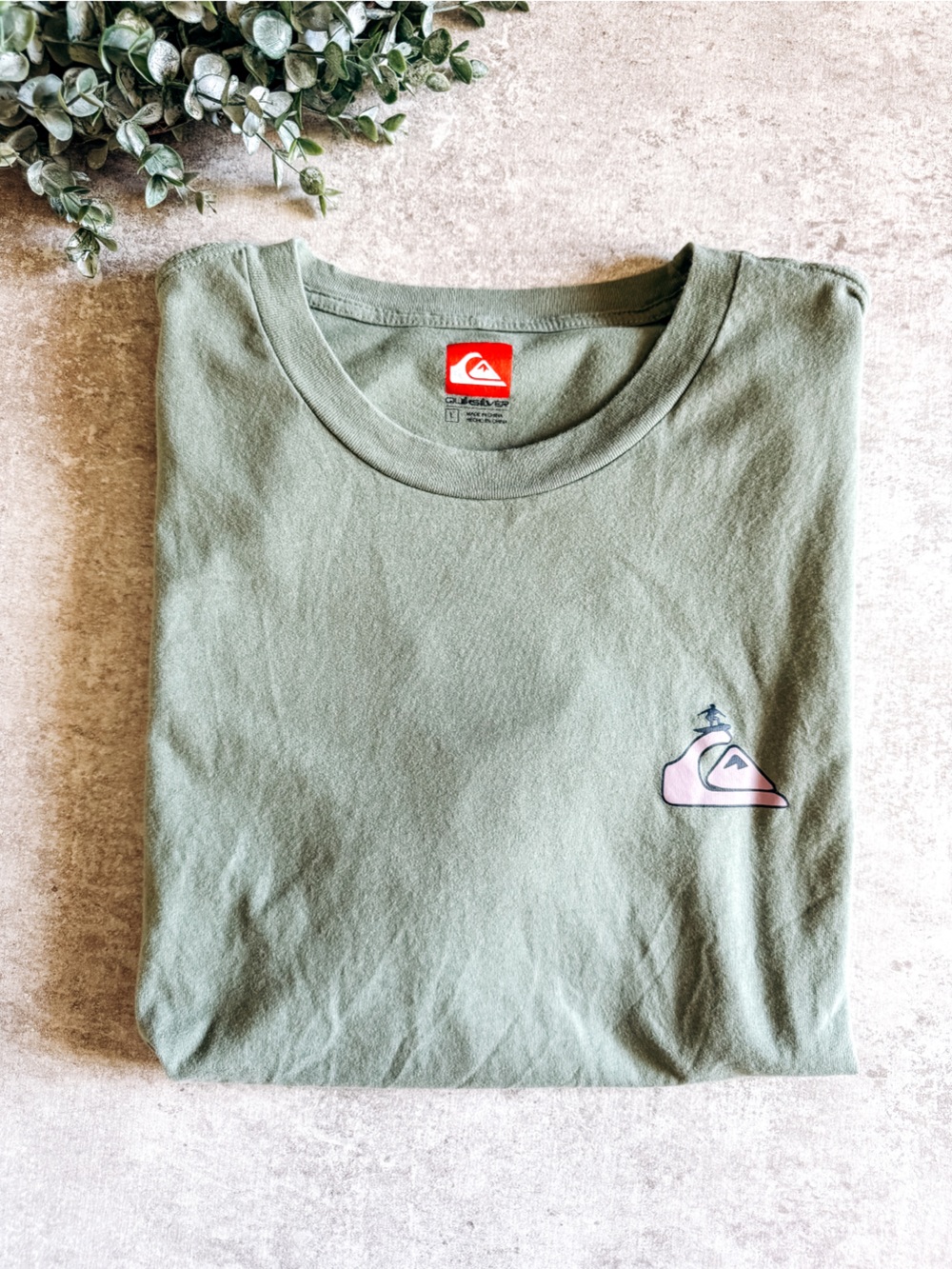 Quiksilver Sage Green Logo Tee Size Large